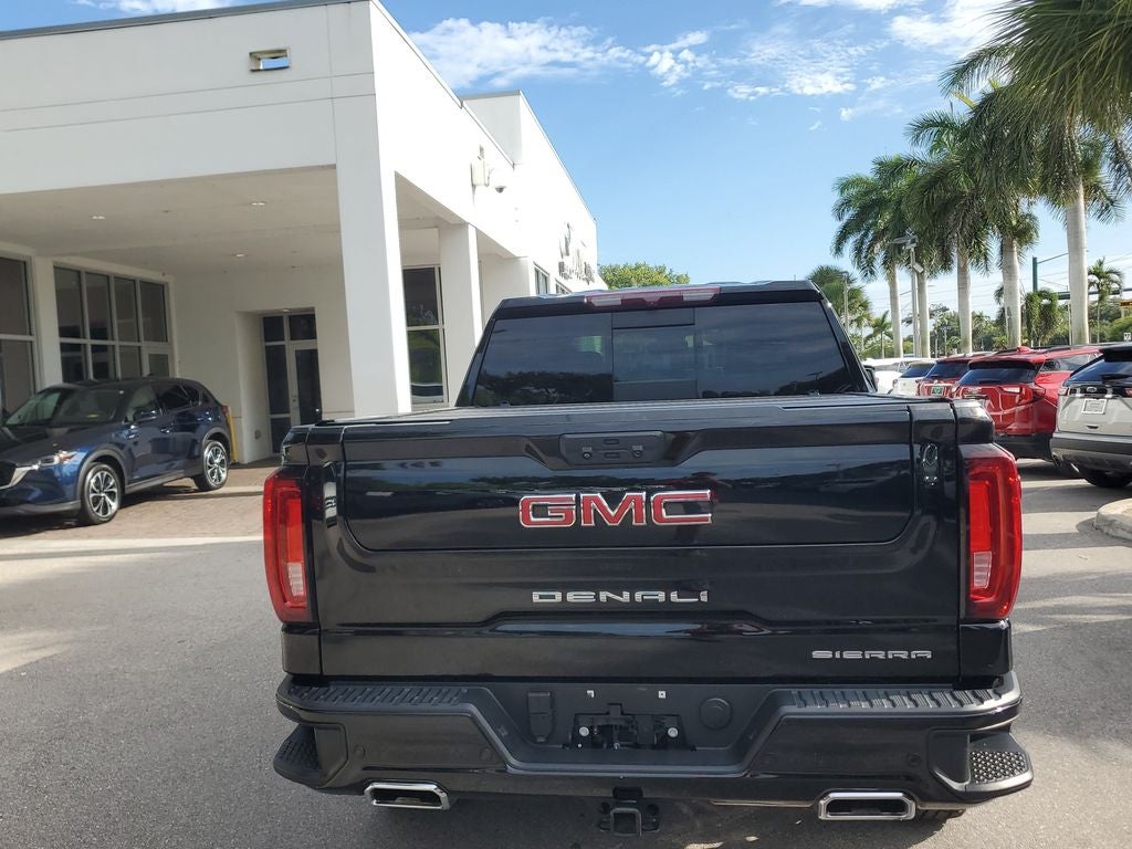 2023 GMC Sierra 1500 — detail view
