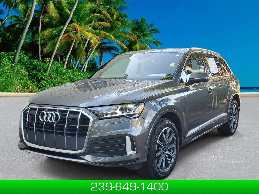 2022 Audi Q7 Premium Plus 45 TFSI quattro Tiptronic in Gray — front three-quarter view